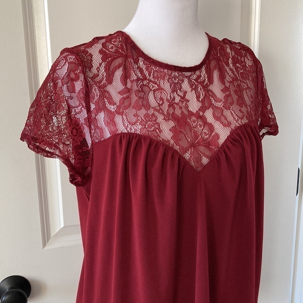 Express medium lace top short sleeves - Picture 2 of 11